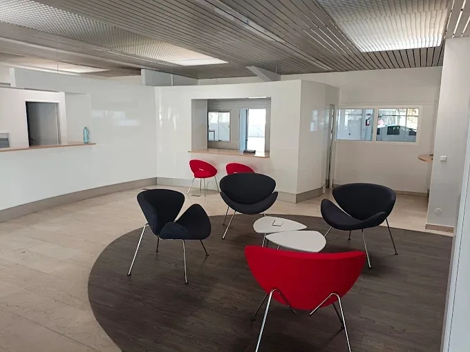 Modernes Wartezimmer M³ KFZ Klagenfurt